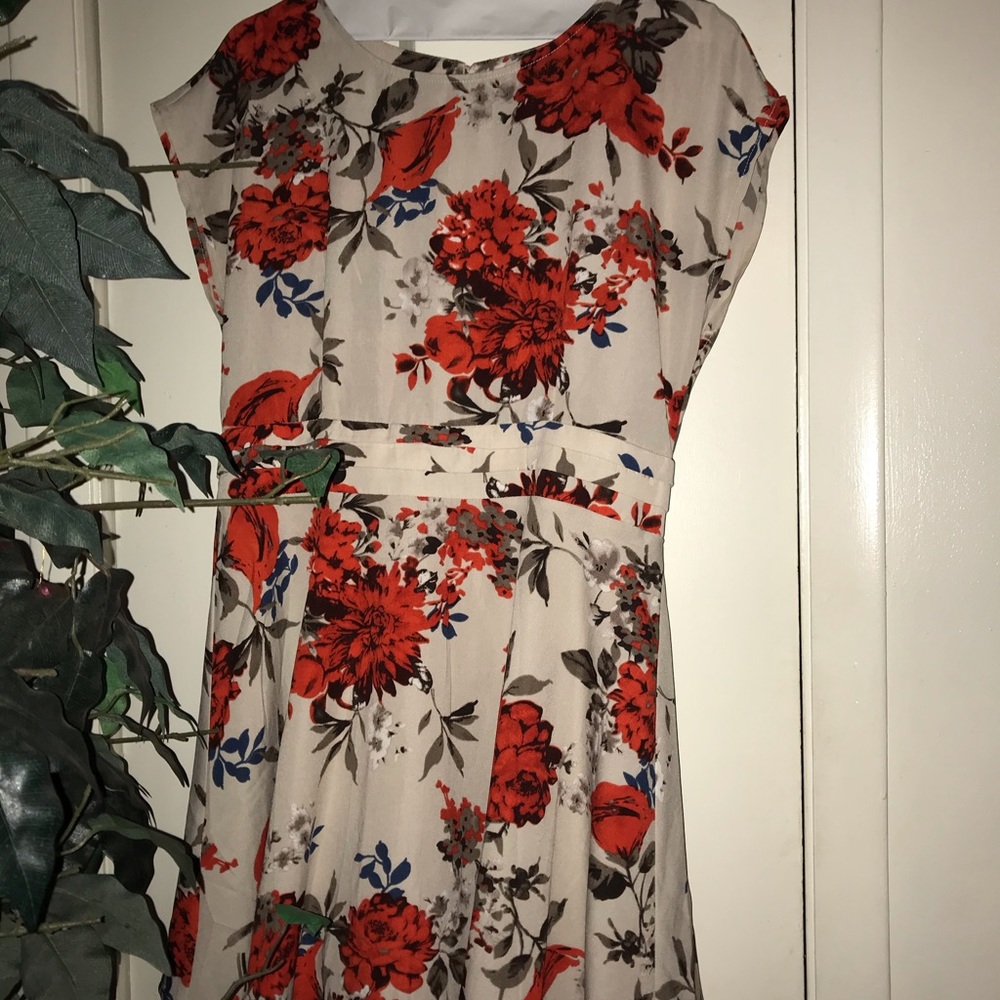 Forever 21 summer floral print dress